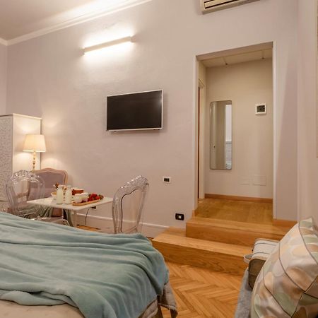 Accanto Al Centro B&B Prato  Bagian luar foto
