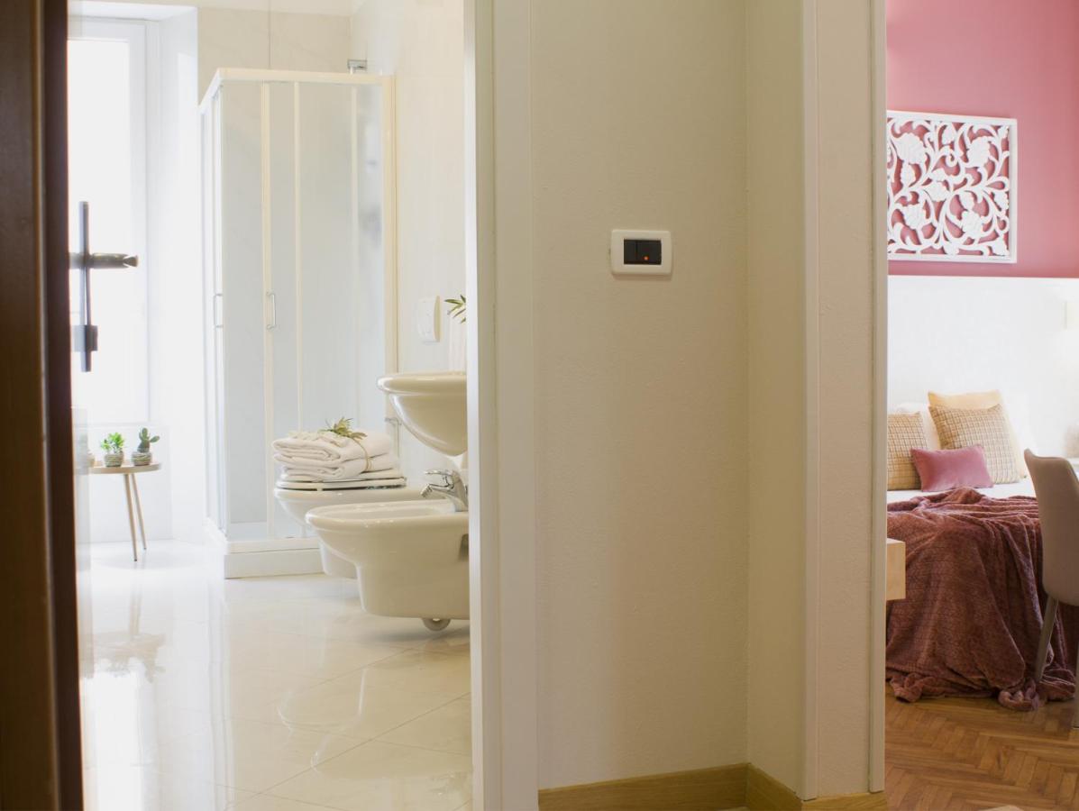 Accanto Al Centro B&B Prato  Bagian luar foto