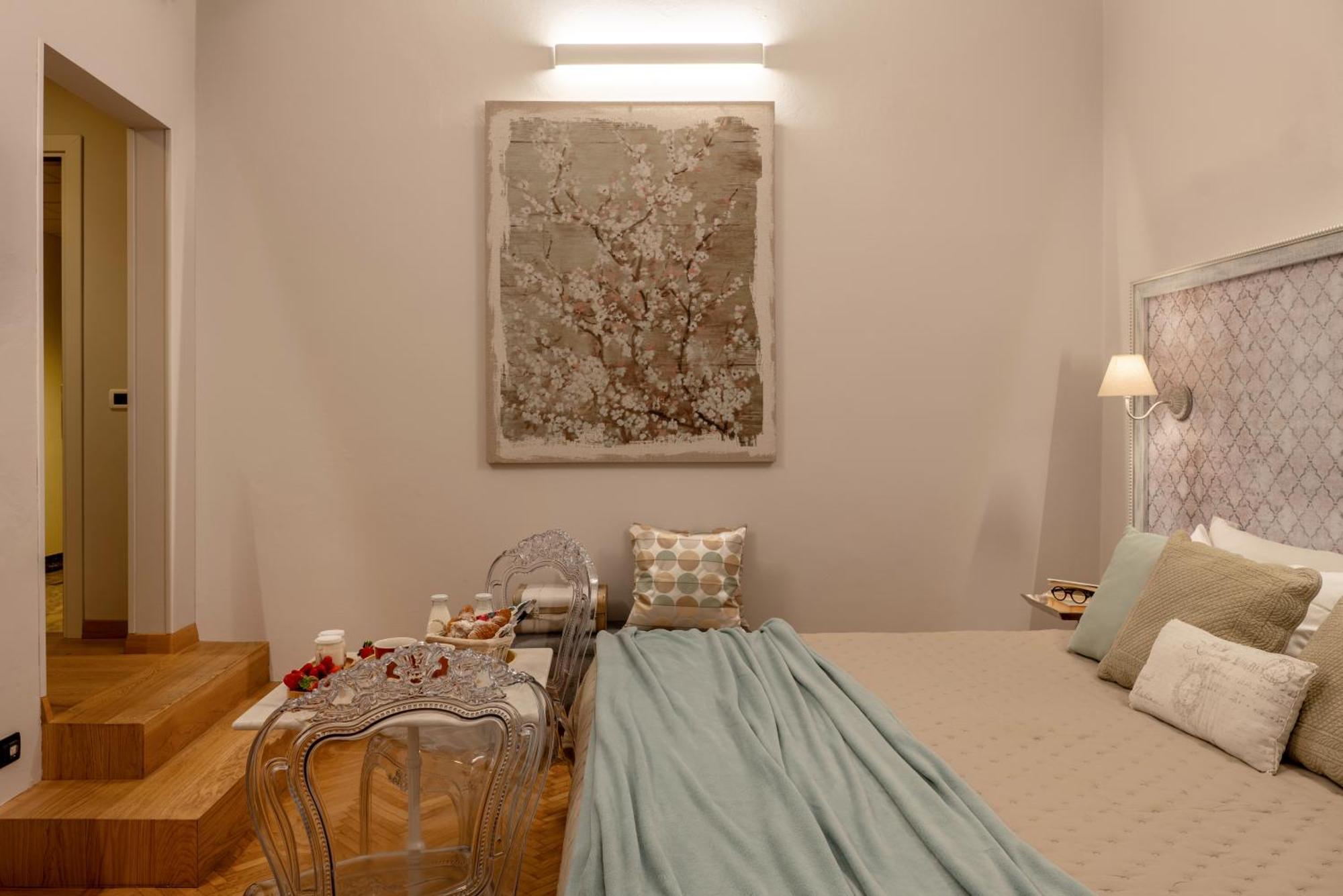 Accanto Al Centro B&B Prato  Bagian luar foto