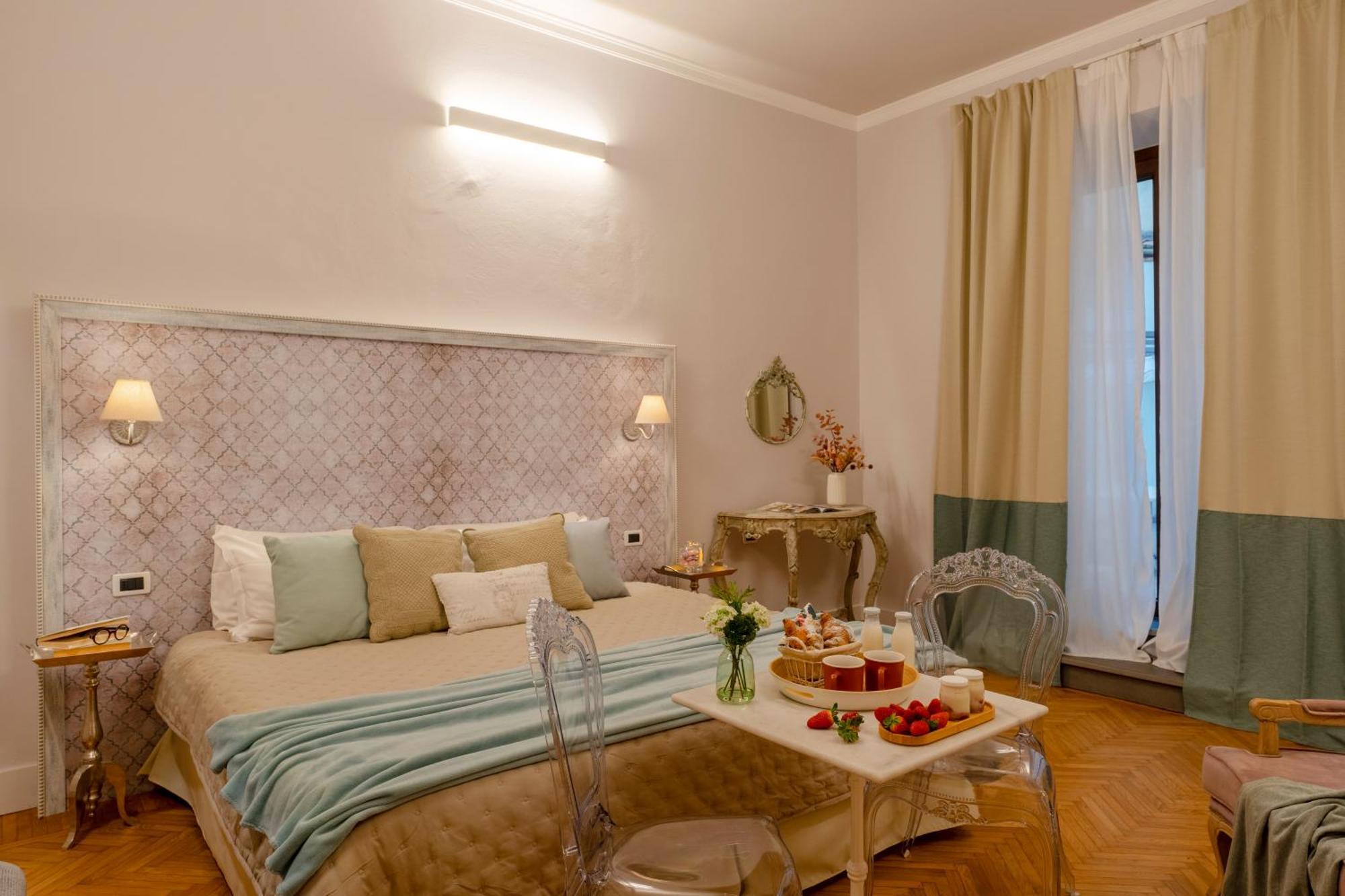 Accanto Al Centro B&B Prato  Bagian luar foto